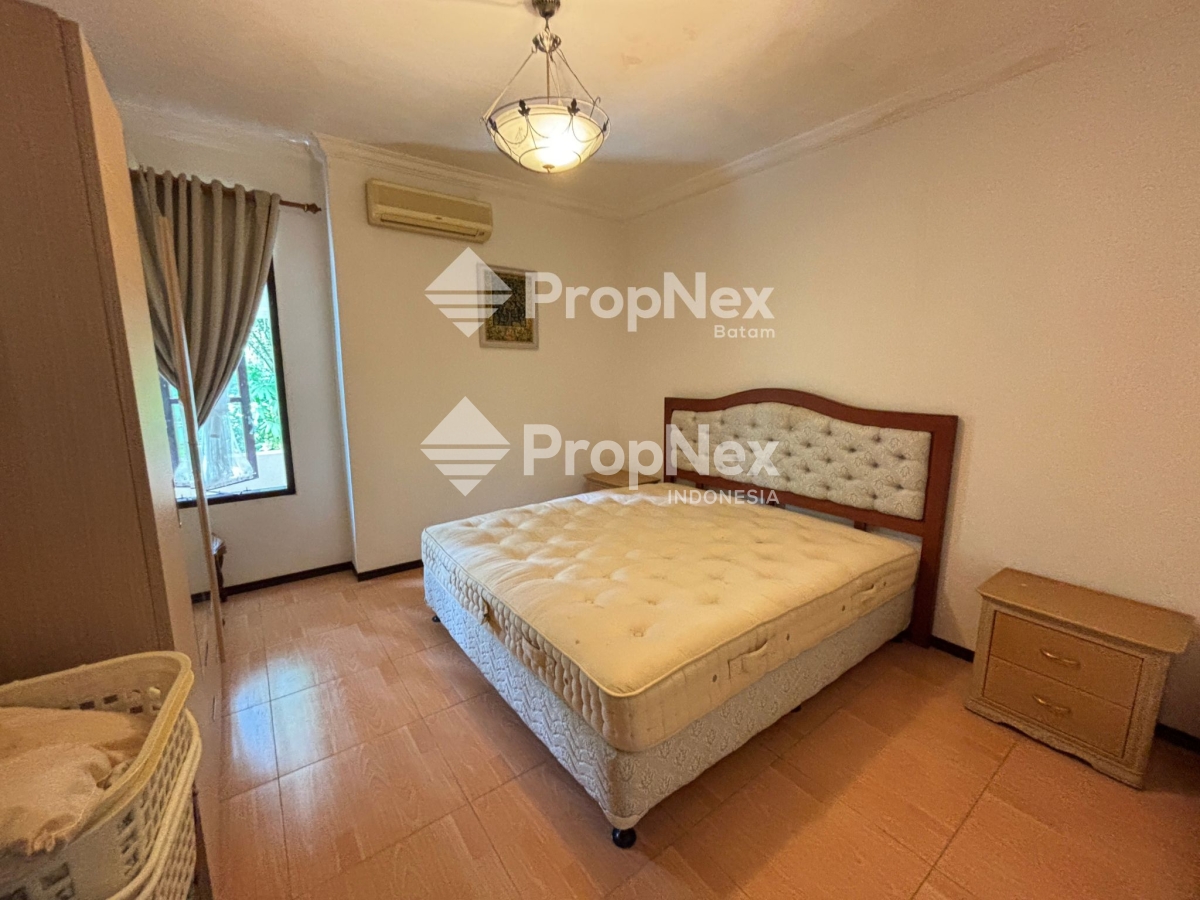 VILLA PANBIL Rumah Shm Hook Semi Furnished — foto 3